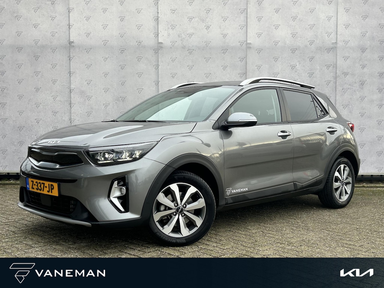 Kia Stonic - 1.0 T-GDi MHEV DynamicLine Navi | Camera | Apple CarPlay/Android Auto | 16" Velgen | Airco - AutoWereld.nl