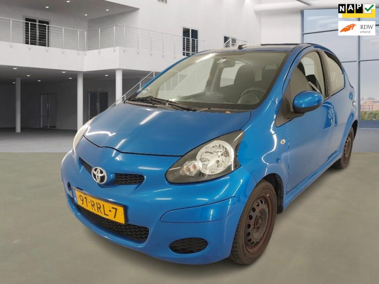 Toyota Aygo - 1.0-12V Comfort Navigator 1.0-12V Comfort Navigator - AutoWereld.nl