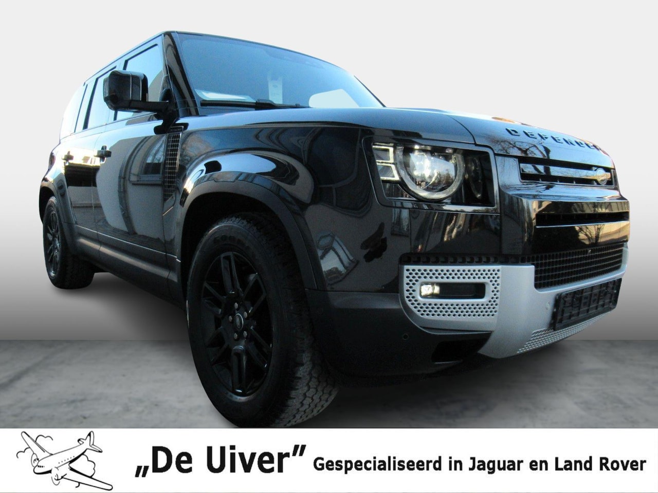 Land Rover Defender 110 - 3.0 D250 MHEV Hard Top S *Grijs Kenteken BPM VRIJ - AutoWereld.nl