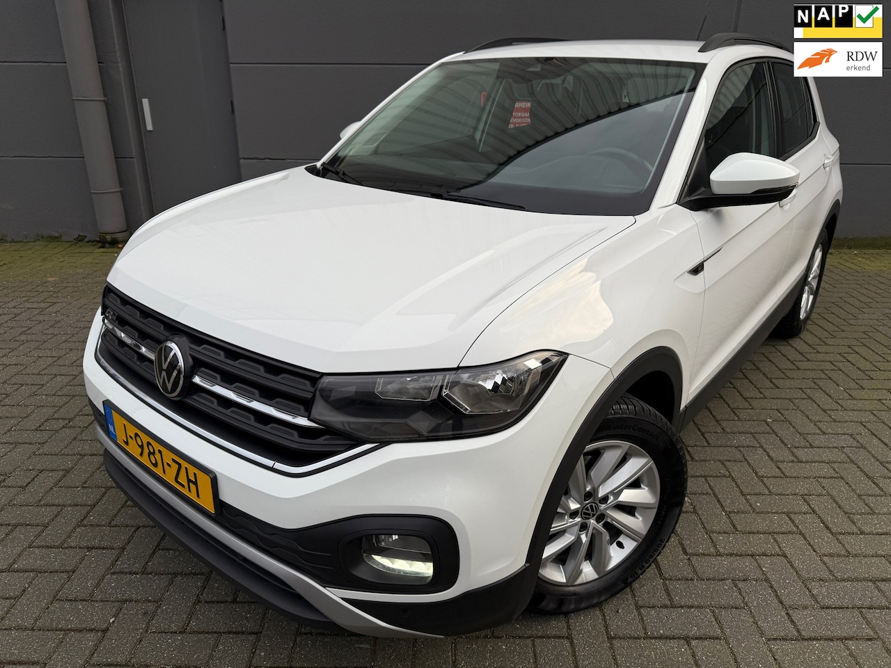 Volkswagen T-Cross - 1.0 TSI R-LINE Business*TSI R-LINE Business*CRUISE*AIRCO*CAMERA*CARPLYE*PARK SENSOREN*NEW - AutoWereld.nl