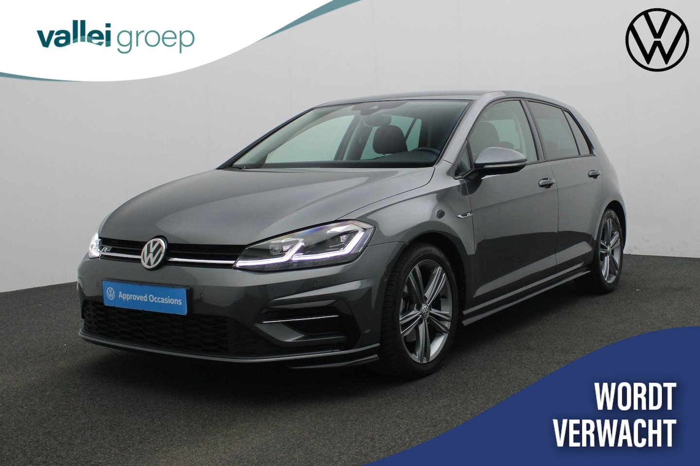 Volkswagen Golf - 1.5 TSI 150 pk DSG Highline Business R / R-Line | Trekhaak | Achteruitrijcamera | Navigati - AutoWereld.nl