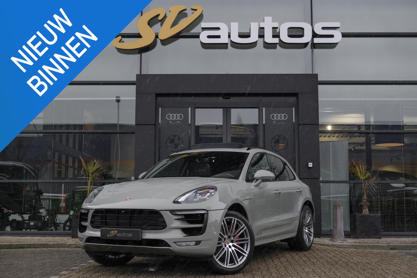 Porsche Macan - 3.0 GTS 360pk Panoramadak Luchtvering PTS kleur PDLS+ Carbon interieur Bose Trekhaak Carpl - AutoWereld.nl