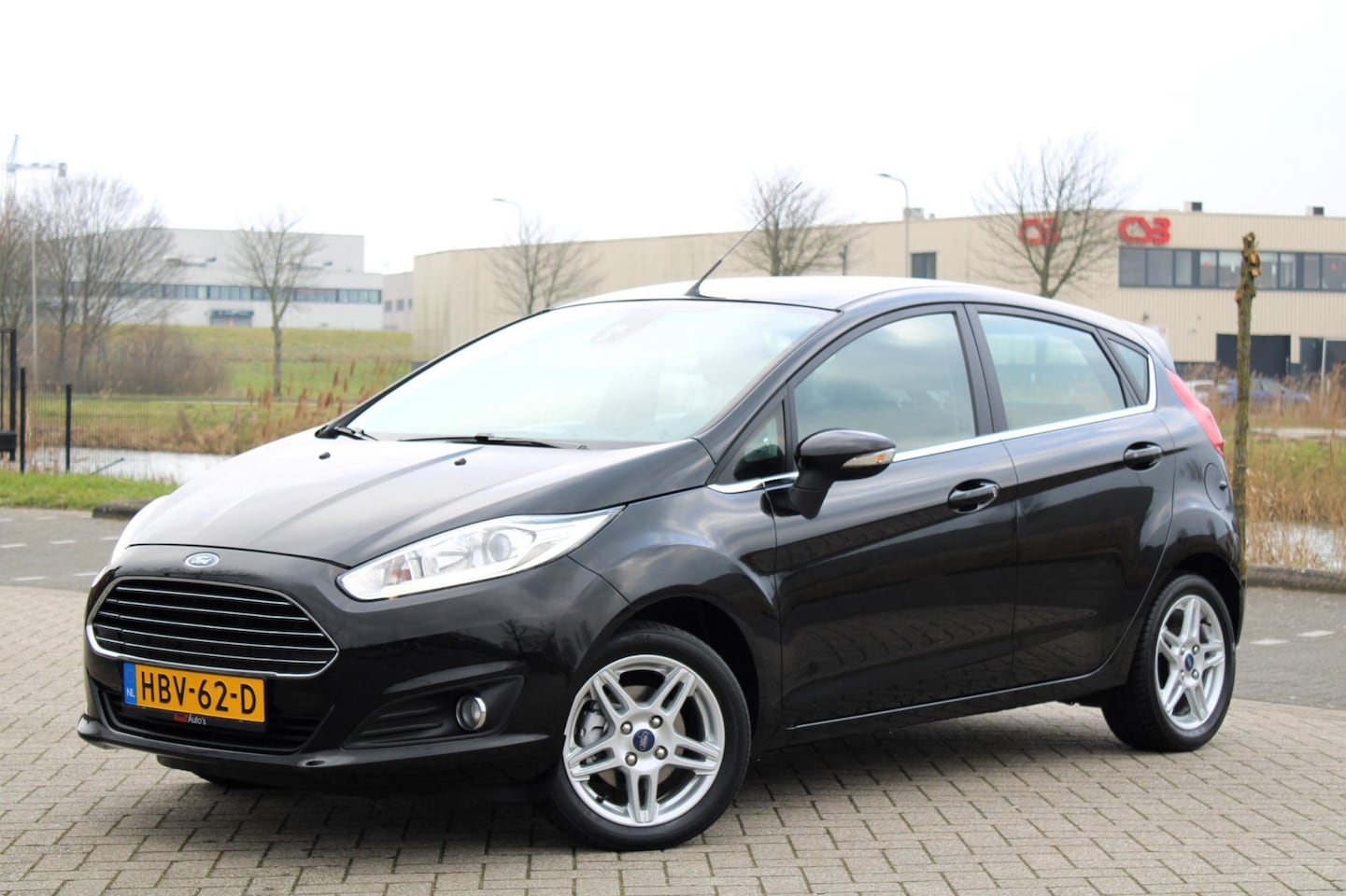 Ford Fiesta - 1.0 EcoBoost Titanium l Airco l Stoelverw l PDC - AutoWereld.nl