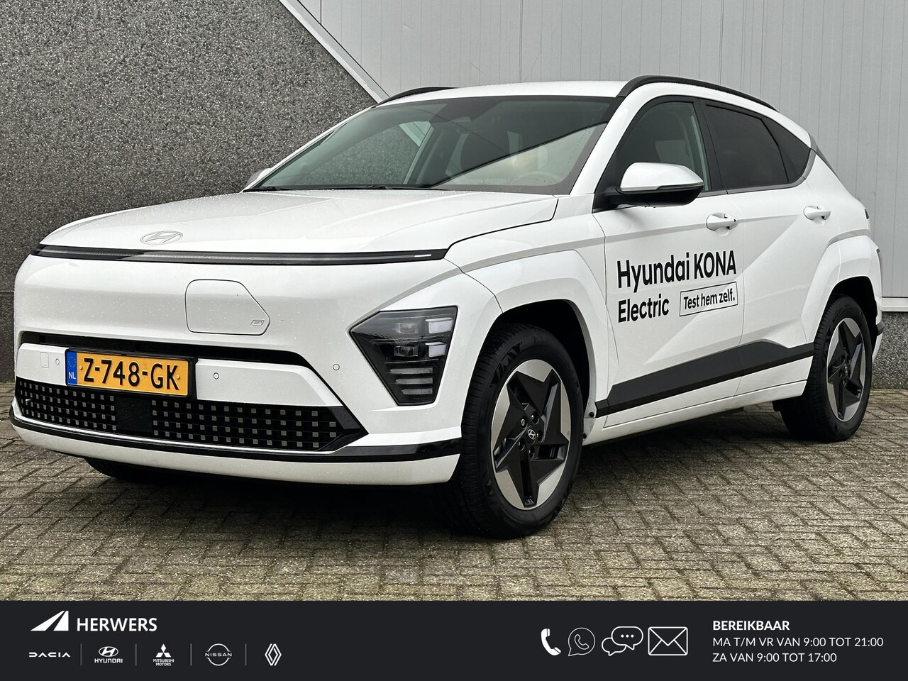 Hyundai Kona - Comfort Smart 65.4 kWh / Dodehoek sensor / Navigatie /  Achteruitrijcamera / Elektrische a - AutoWereld.nl