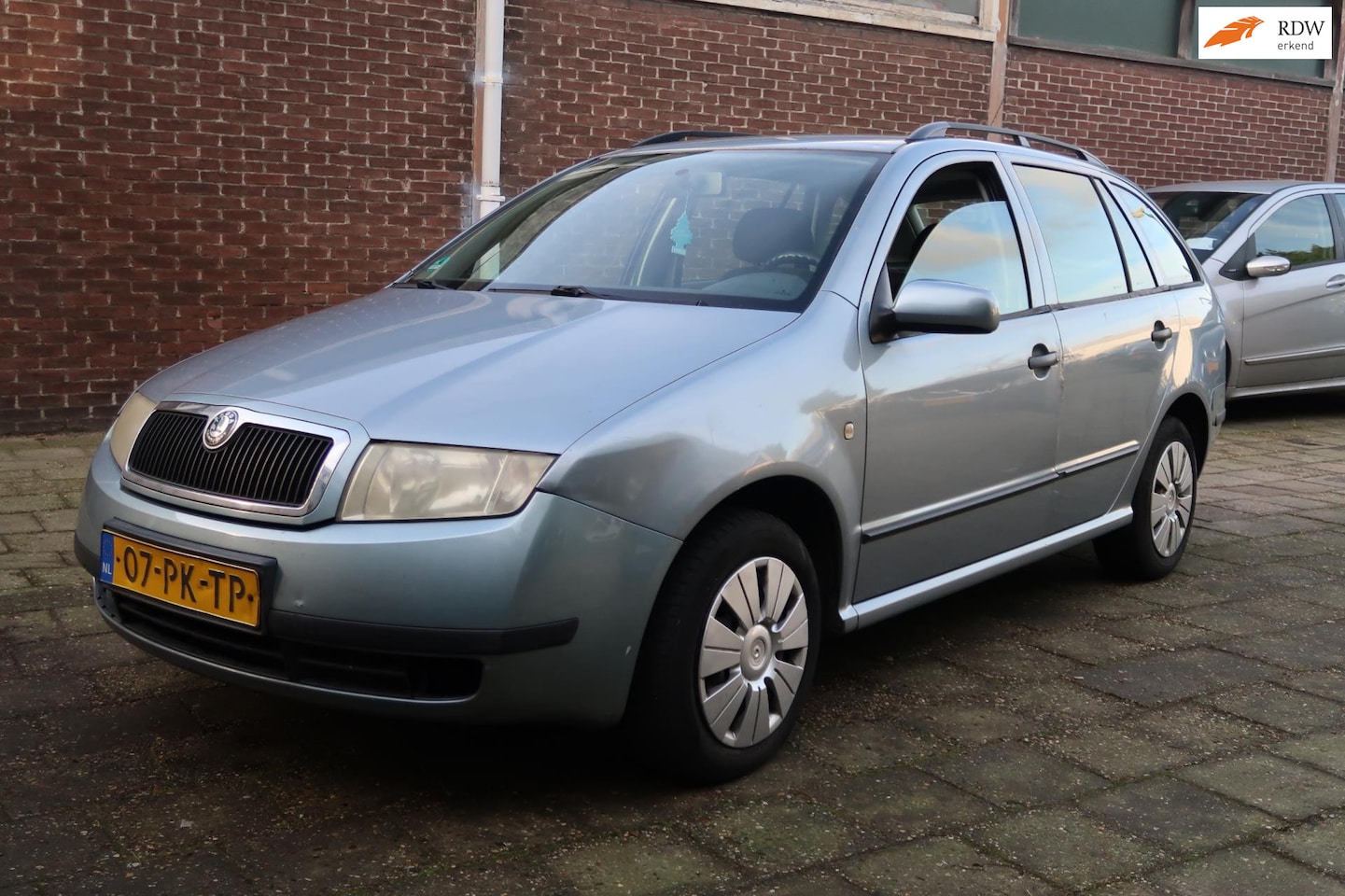 Skoda Fabia Combi - 1.4-16V Choice 1.4-16V Choice, Airco, elektrische ramen, Cruise control, Zo Meenemen, zo ingeruild!! - AutoWereld.nl