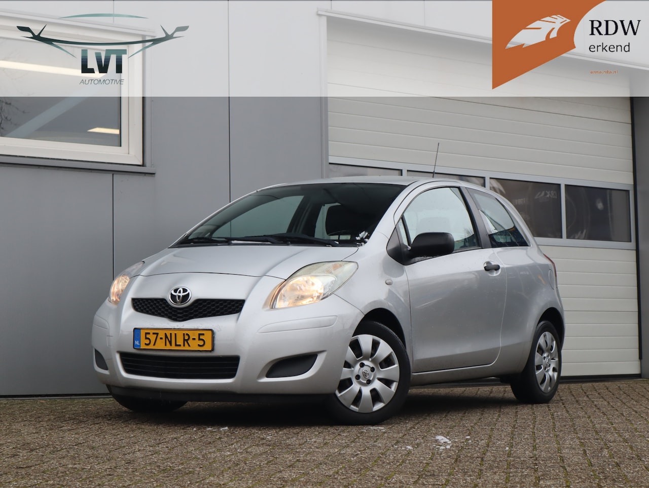 Toyota Yaris - 1.3 VVTi Comfort 1.3 VVTi Comfort / Airco - AutoWereld.nl