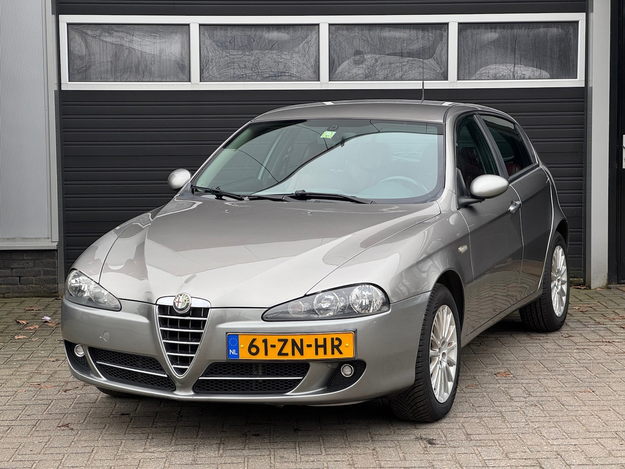 Alfa Romeo 147 - 1.6 T.Spark Progression Climate Control, NAP - AutoWereld.nl