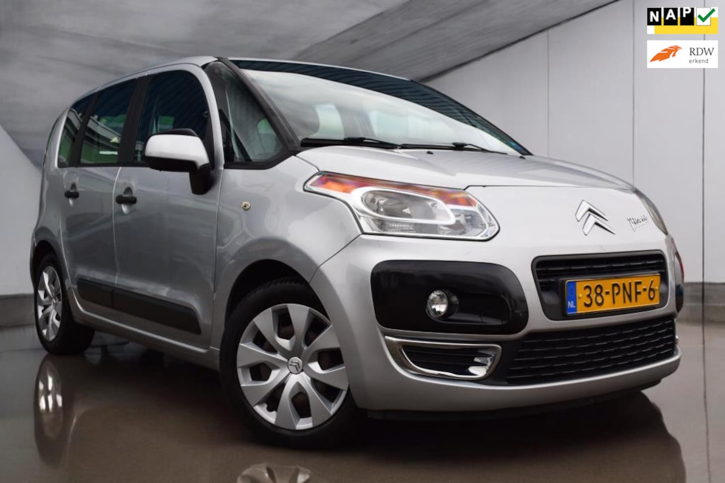 Citroën C3 Picasso - 1.4 VTi Aura 1.4 VTi Aura - AutoWereld.nl