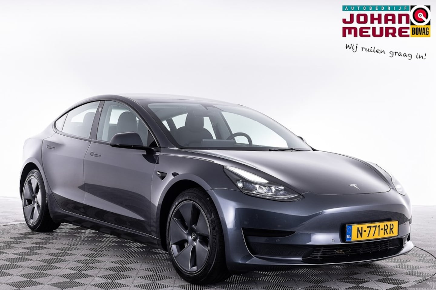 Tesla Model 3 - Standard RWD Plus 60 kWh | PANORAMADAK | LEDER ✅ 1e Eigenaar . - AutoWereld.nl