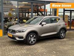 Volvo XC40 - 1.5 T4 Inscription - camera - navi - leer - elect achte