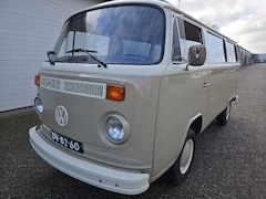 Volkswagen T2 - 9 peroons