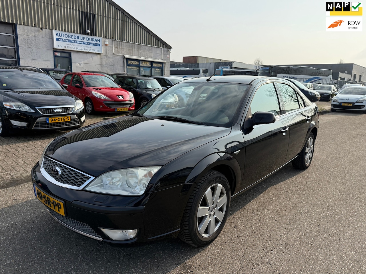 Ford Mondeo - 1.8-16V Platinum NAV.+ Clima Bj:2006 NAP! - AutoWereld.nl