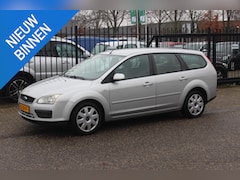 Ford Focus Wagon - 1.6-16V Trend, Airco