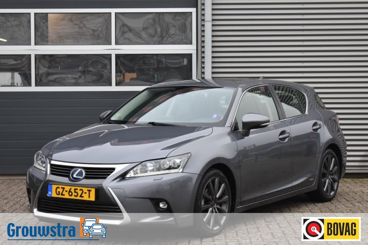 Lexus CT 200h - 200H / PDC V + A /  DAB RADIO / NAVI FULLMAP - AutoWereld.nl