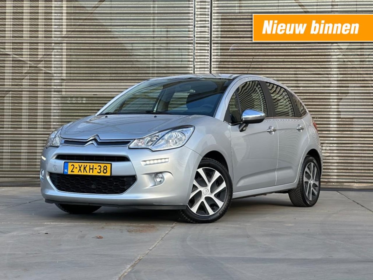 Citroën C3 - 1.0 VTI COLLECTION AIRCO/HALF LEER/LM VELGEN LAGE KM !! - AutoWereld.nl