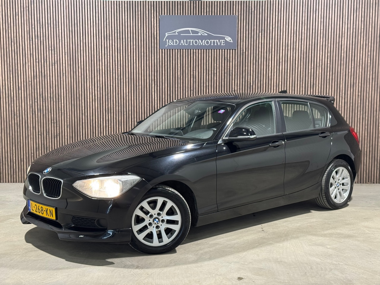 BMW 1-serie - 114i Business+ 2013 PDC STOELVERWARMING CARKIT - AutoWereld.nl