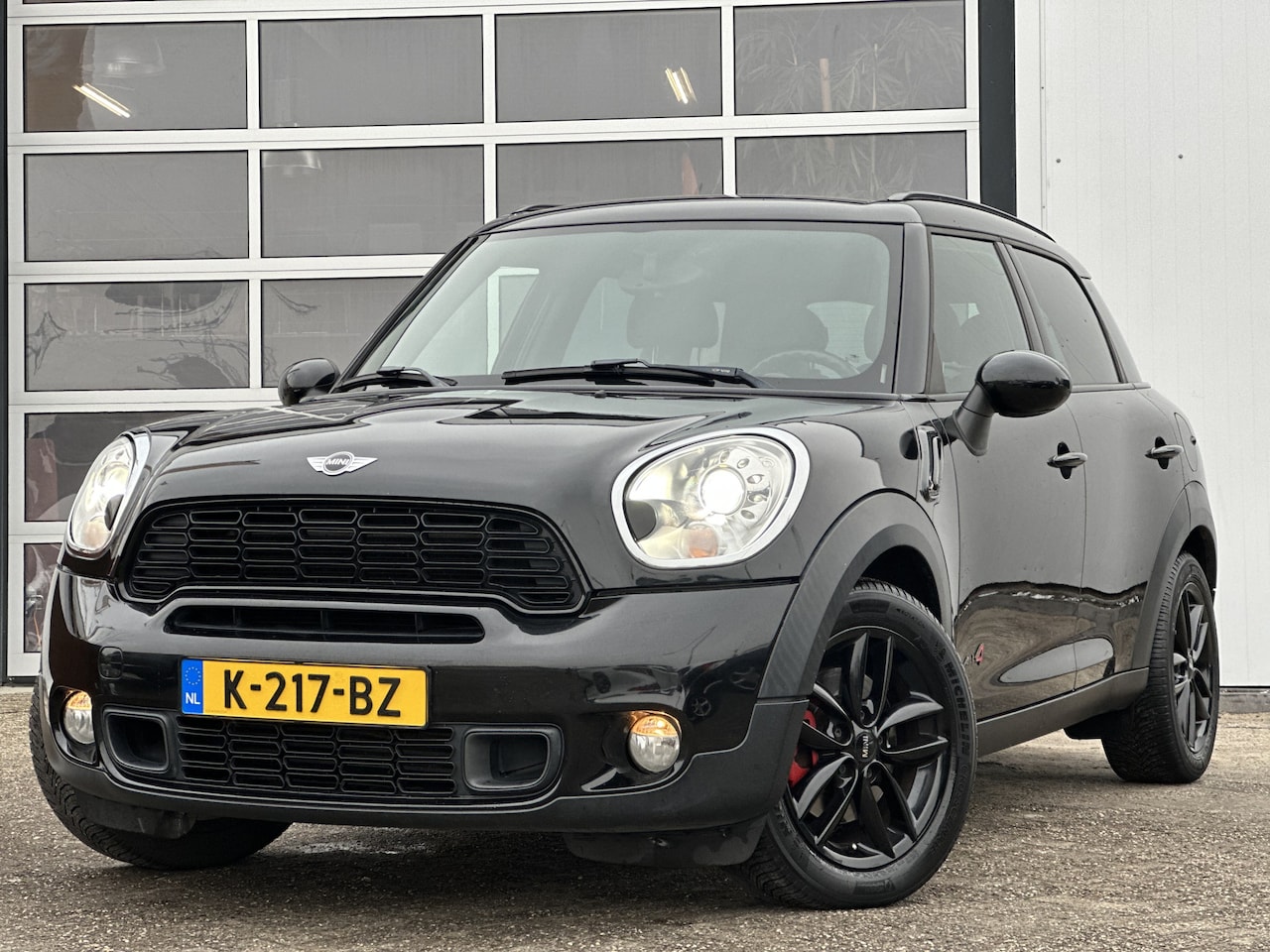 MINI Countryman - Mini 1.6 Cooper S Chili 184pk All4 Black line | Lederen Bekleding | Cruise Control | Navig - AutoWereld.nl