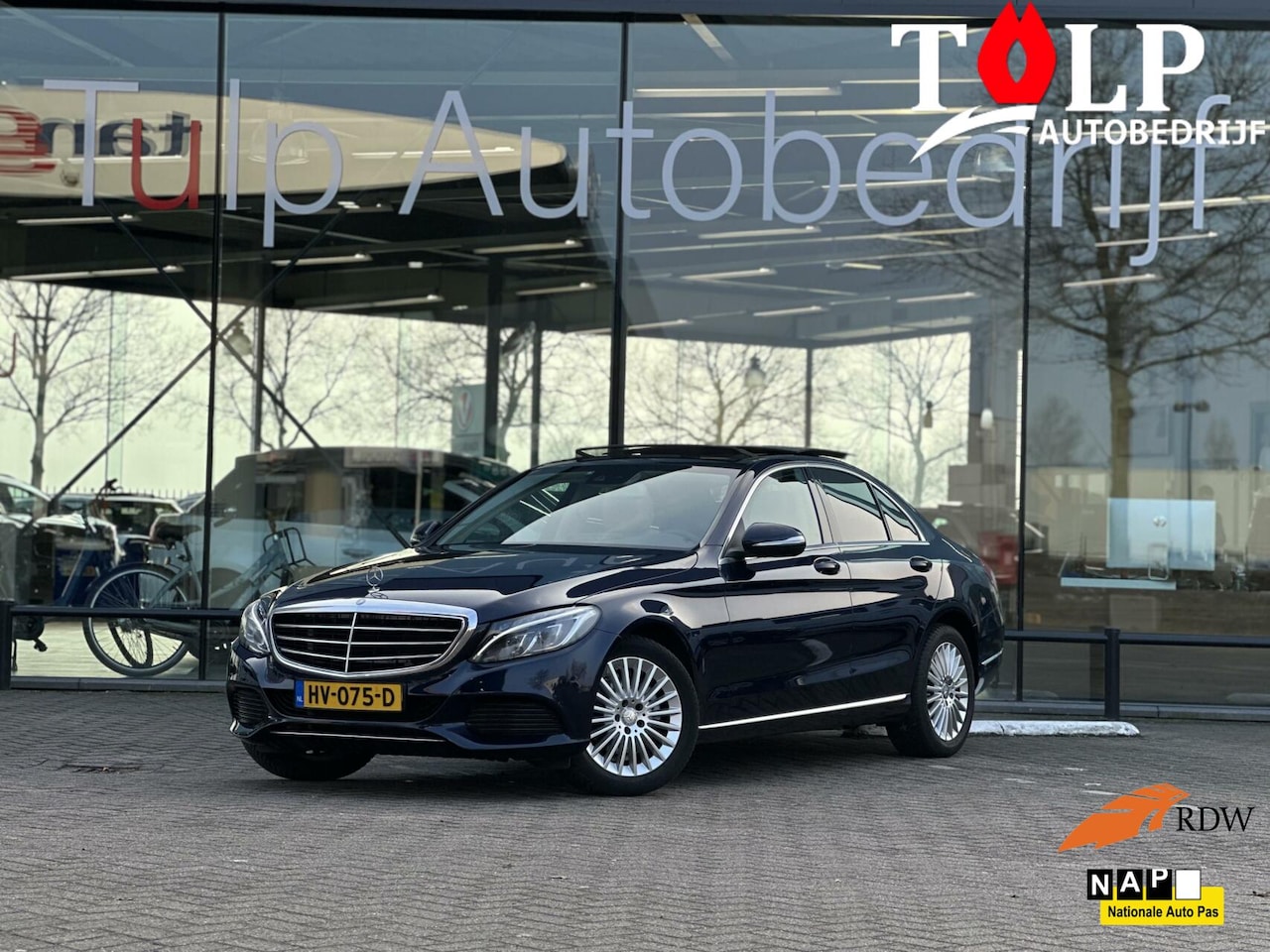 Mercedes-Benz C-klasse - 180 Ambition Clima Cruise Pano Zeer mooi! - AutoWereld.nl