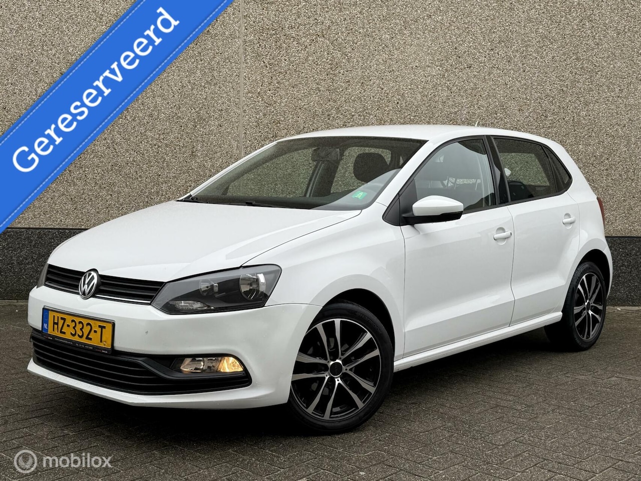 Volkswagen Polo - 1.0 5 Deurs Airco Bluetooth Facelift 2015 - AutoWereld.nl