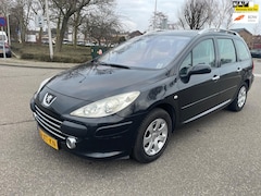 Peugeot 307 SW - 1.6-16V Premium / 6 zits / airco / panoramadak / cruise control / elek.pakket / lmv / deur