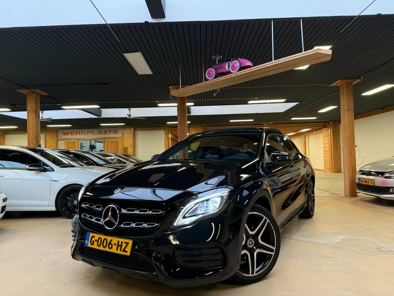 Mercedes-Benz GLA-Klasse - 180 Business Solution AMG Night Upgrade Pano Airco Cruise Control - AutoWereld.nl