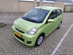 Daihatsu Cuore - 1.0 Premium