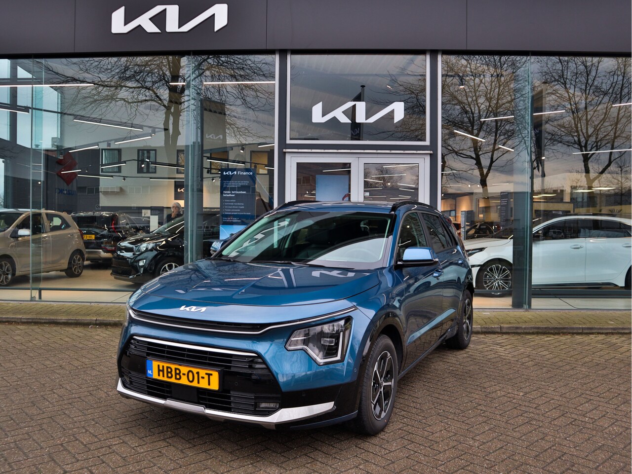 Kia Niro - 1.6 GDi Hybrid ExecutiveLine Navi+BT+Cam Leder Stoel+Stuurverw. SK-Dak JBL tot 10jr.Garant - AutoWereld.nl