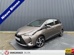 Toyota Yaris - 1.5 Hybrid Bi-Tone Plus | Oxide Bronze | Pano dak | Apple Carplay/Android auto | Rijklaar