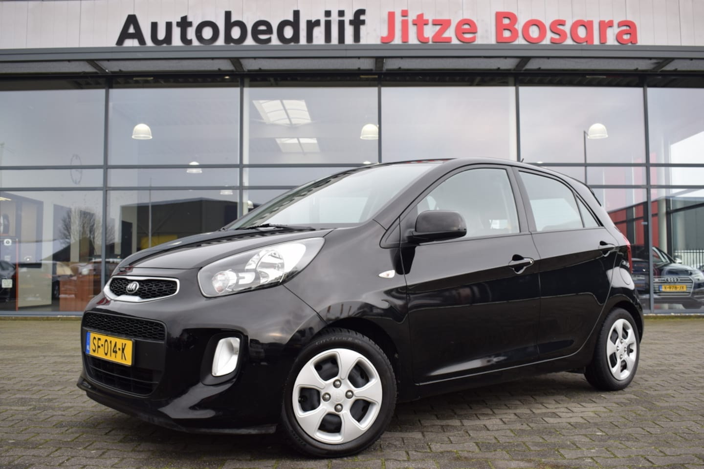 Kia Picanto - 1.0 CVVT ComfortLine Airco | Telefonie | Trekhaak | Isofix - AutoWereld.nl