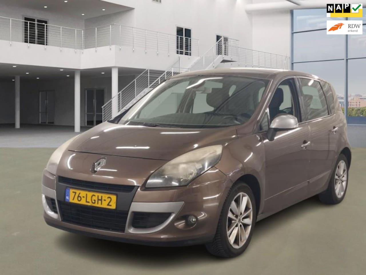 Renault Scénic - 1.4 TCE Celsium 1.4 TCE Celsium - AutoWereld.nl