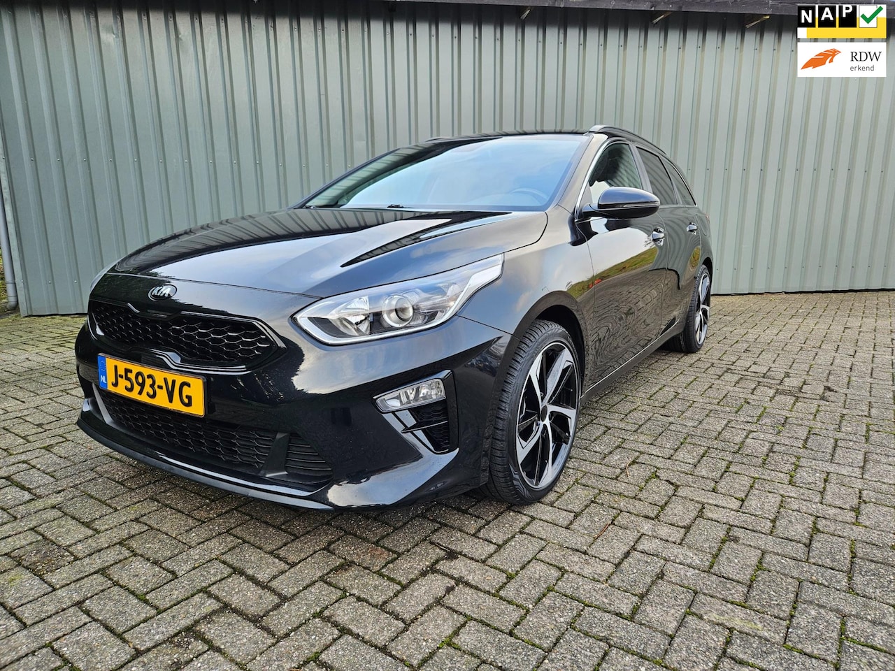 Kia Cee'd Sportswagon - Ceed 1.0 T-GDi DynamicLine Navi Camera Leer Trekhaak - AutoWereld.nl