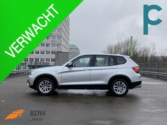 BMW X3 - xDrive20i Panoramadak Leder Navigatie Sportstoelen