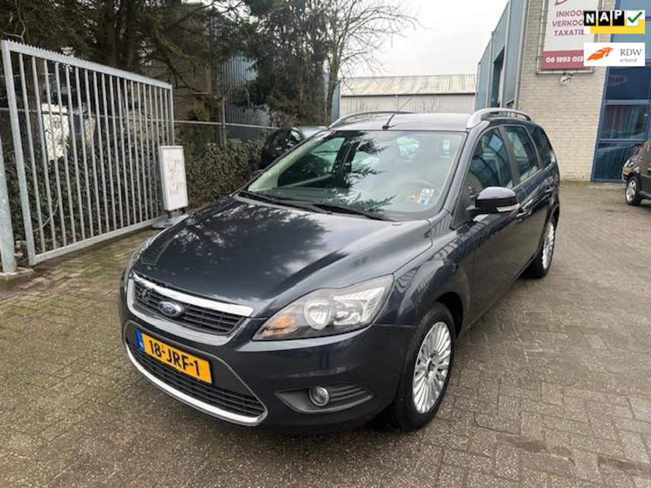 Ford Focus Wagon - 1.8 Titanium 1.8 Titanium, Clima, Apk 10/2025, Cruise Control - AutoWereld.nl