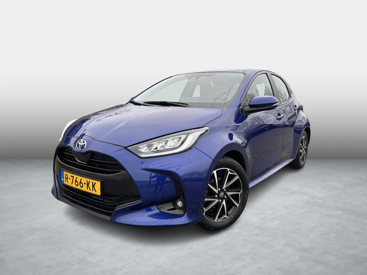 Toyota Yaris - 1.5 VVT-i Dynamic | Navigatie - AutoWereld.nl