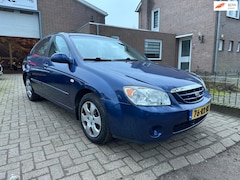 Kia Cerato - 1.6-16V LX ( advertentie lezen )