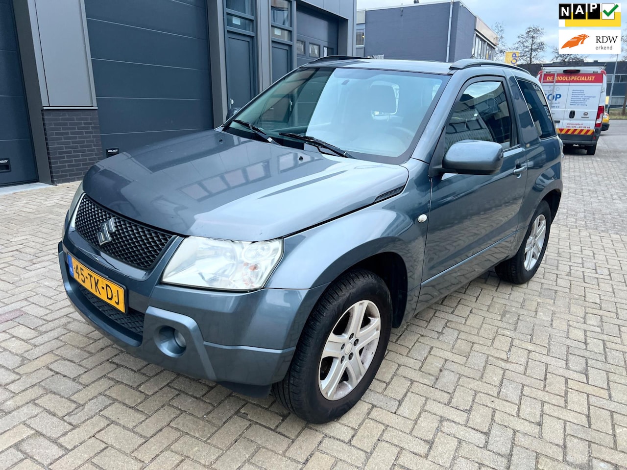 Suzuki Grand Vitara - 1.6-16V Exclusive 1.6-16V Exclusive ((( nette auto )))) - AutoWereld.nl