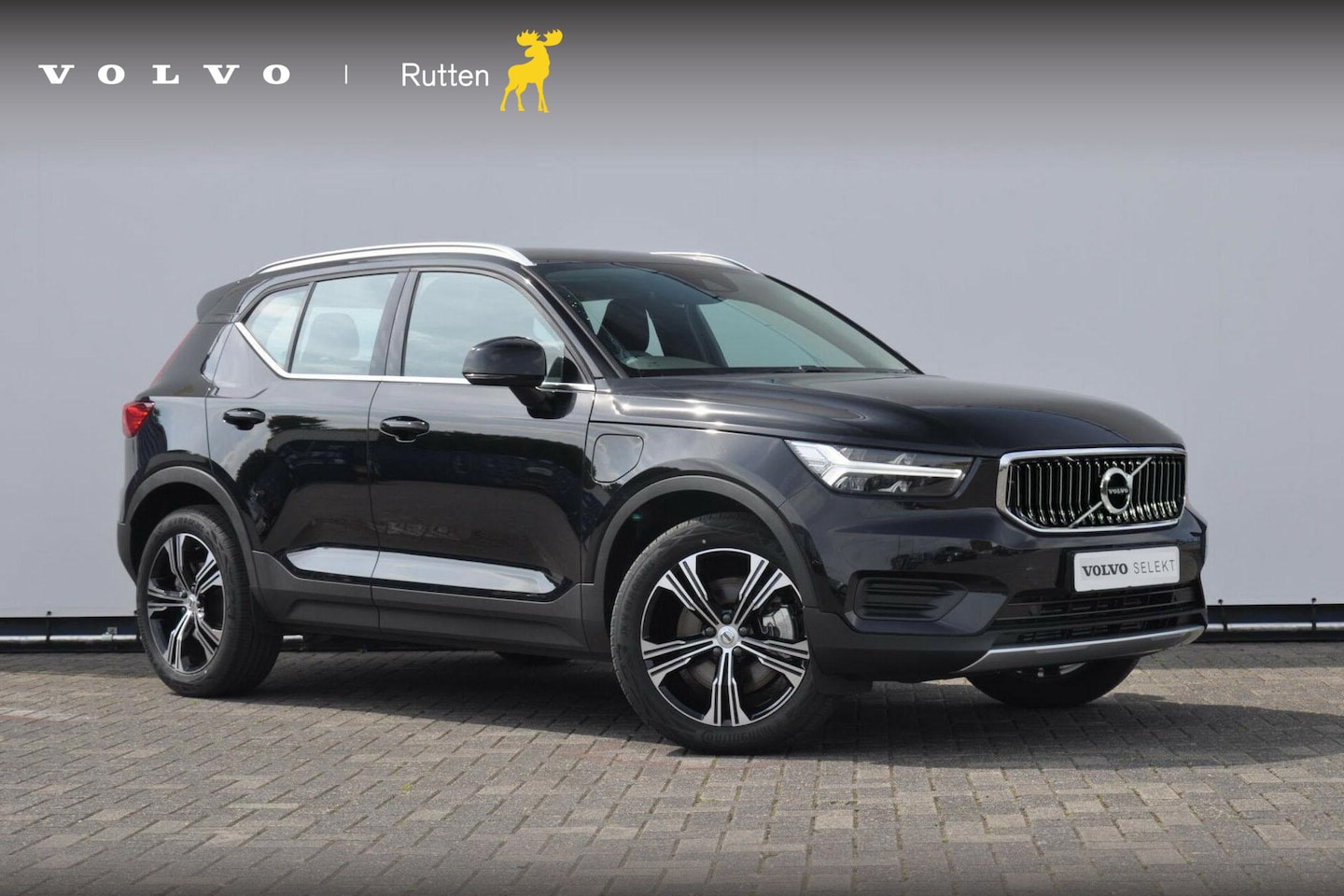 Volvo XC40 - T4 211PK Automaat Recharge Inscription Expression / Cruise control/ Elektrische achterklep - AutoWereld.nl