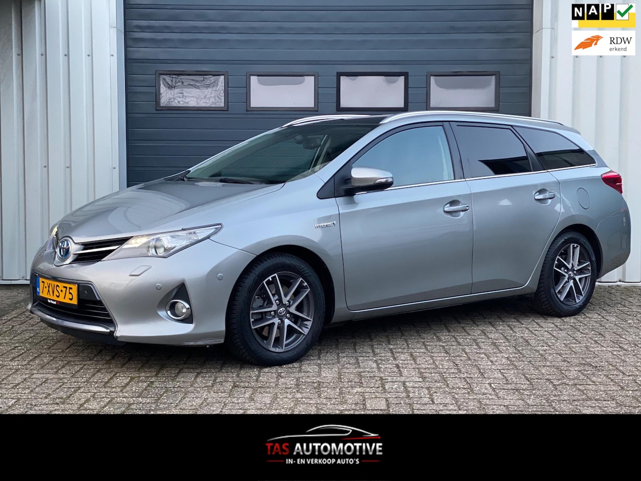 Toyota Auris Touring Sports - 1.8 Hybrid Lease 2e EIG / NAVI - AutoWereld.nl