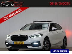 BMW 1-serie - 116d Executive Edition AUTOMAAT PANO XENON NAVI APPLE CAMERA etc