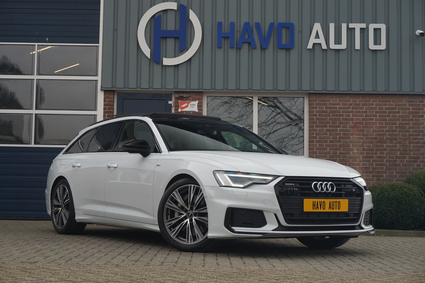 Audi A6 Avant - 50 TFSIe Quattro S-Line, Pano, B&O, ACC, Keyless - AutoWereld.nl