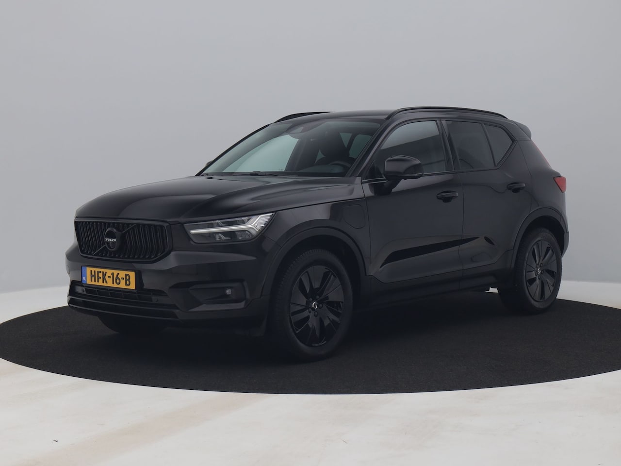 Volvo XC40 - 1.5 T5 Recharge Inscription Expression | CAMERA | KEYLESS | TREKHAAK - AutoWereld.nl