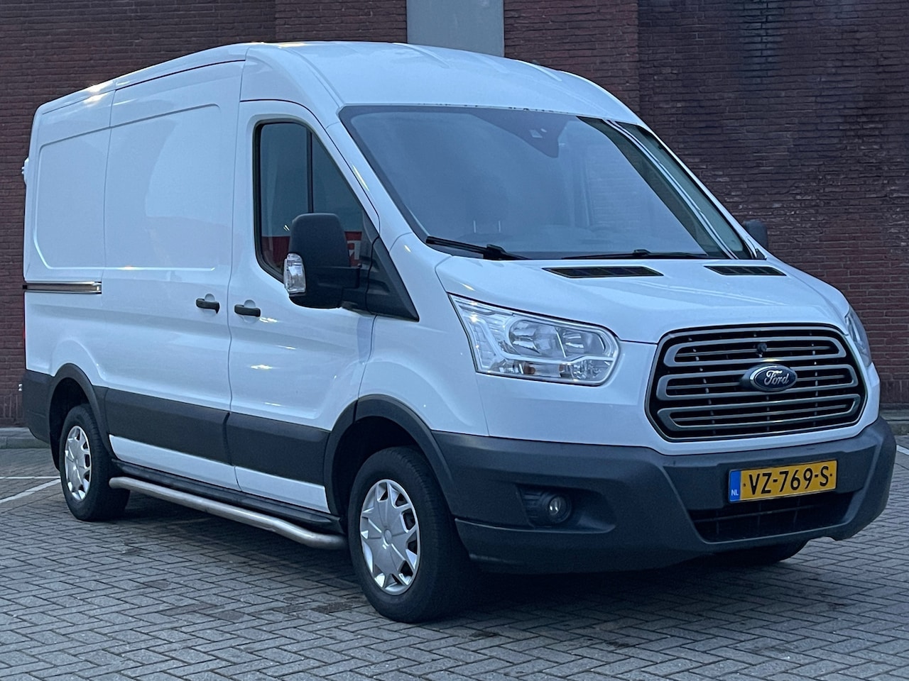 Ford Transit - 290 2.2 TDCI L2H2|AIRCO|TREKHAAK|CRUISE|R.CAMARA - AutoWereld.nl