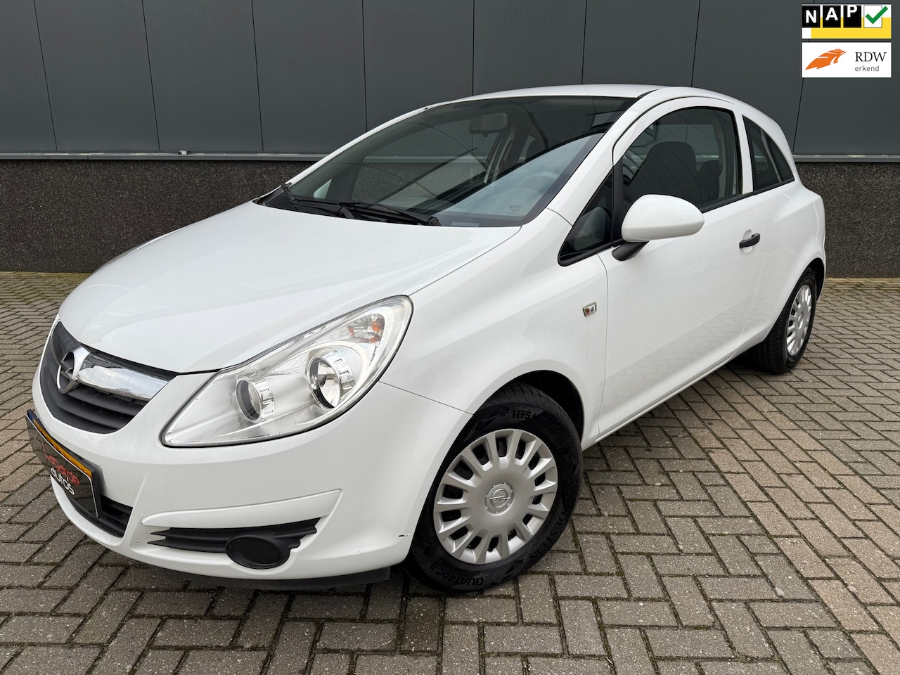 Opel Corsa - 1.0-12V Selection 1.0-12V Selection !!! - AutoWereld.nl