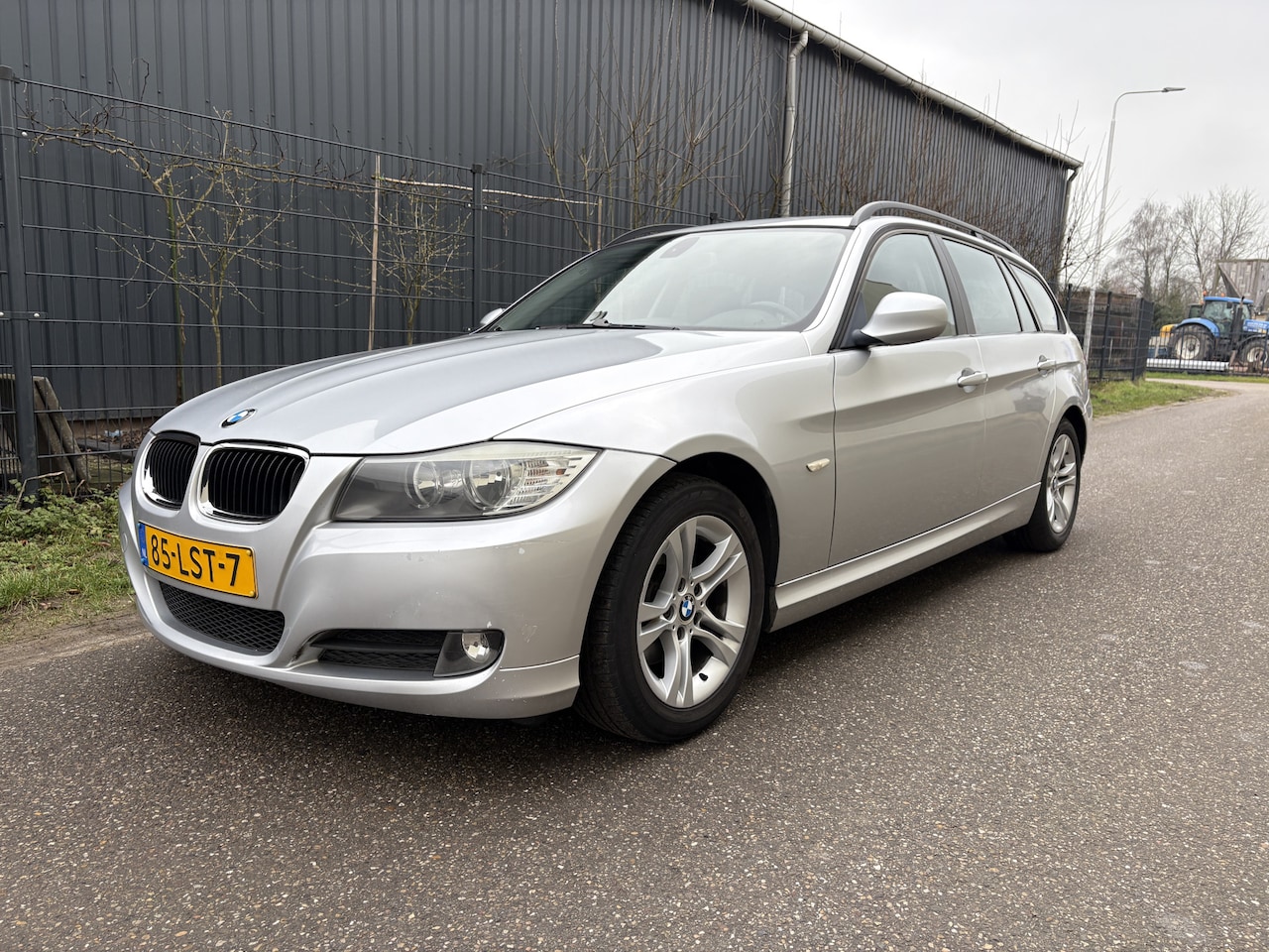 BMW 3-serie Touring - 316i Business Line / NAVI / CRUISE / AIRCO - AutoWereld.nl