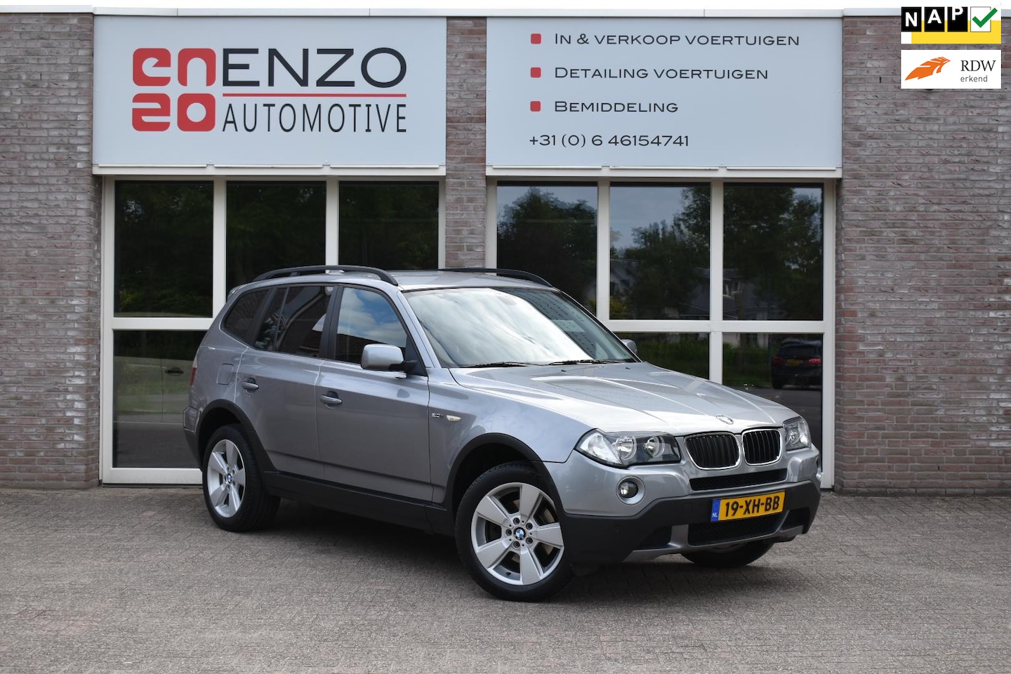 BMW X3 - 2.0i Executive Anniversary Youngtimer Afn. Trekhaak NLauto 4X4 - AutoWereld.nl