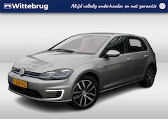 Volkswagen e-Golf - E-DITION DSG Automaat Navigatie / LM 17 inch / Parkeersensoren / LED / Camera