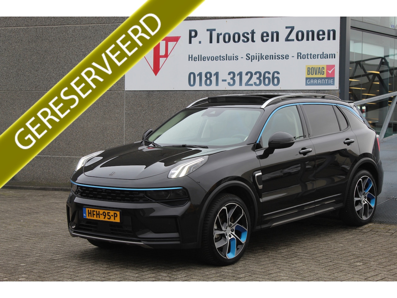 Lynk & Co 01 - 1.5 AUTOMAAT/Panoramadak/360° Camera/Keyless/Lane assist/Adaptive cruise control/Navigatie - AutoWereld.nl