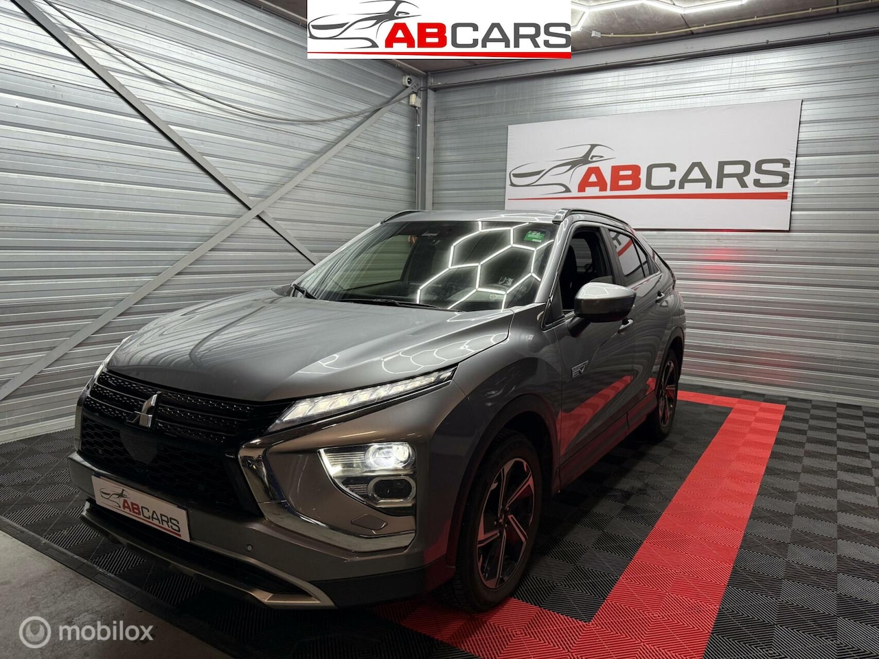 Mitsubishi Eclipse Cross - 2.4 PHEV Intense+ 2.4 PHEV Intense - AutoWereld.nl