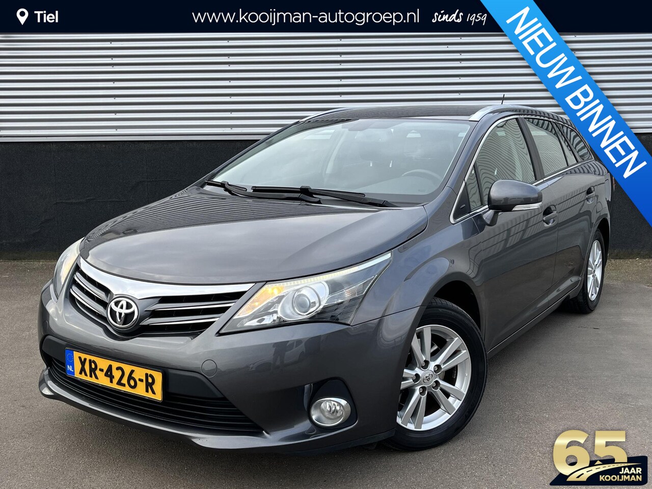 Toyota Avensis Wagon - 1.8 VVTi Business Automaat, Stoelverwarming, Climate control, Cruise control, Bluetooth - AutoWereld.nl