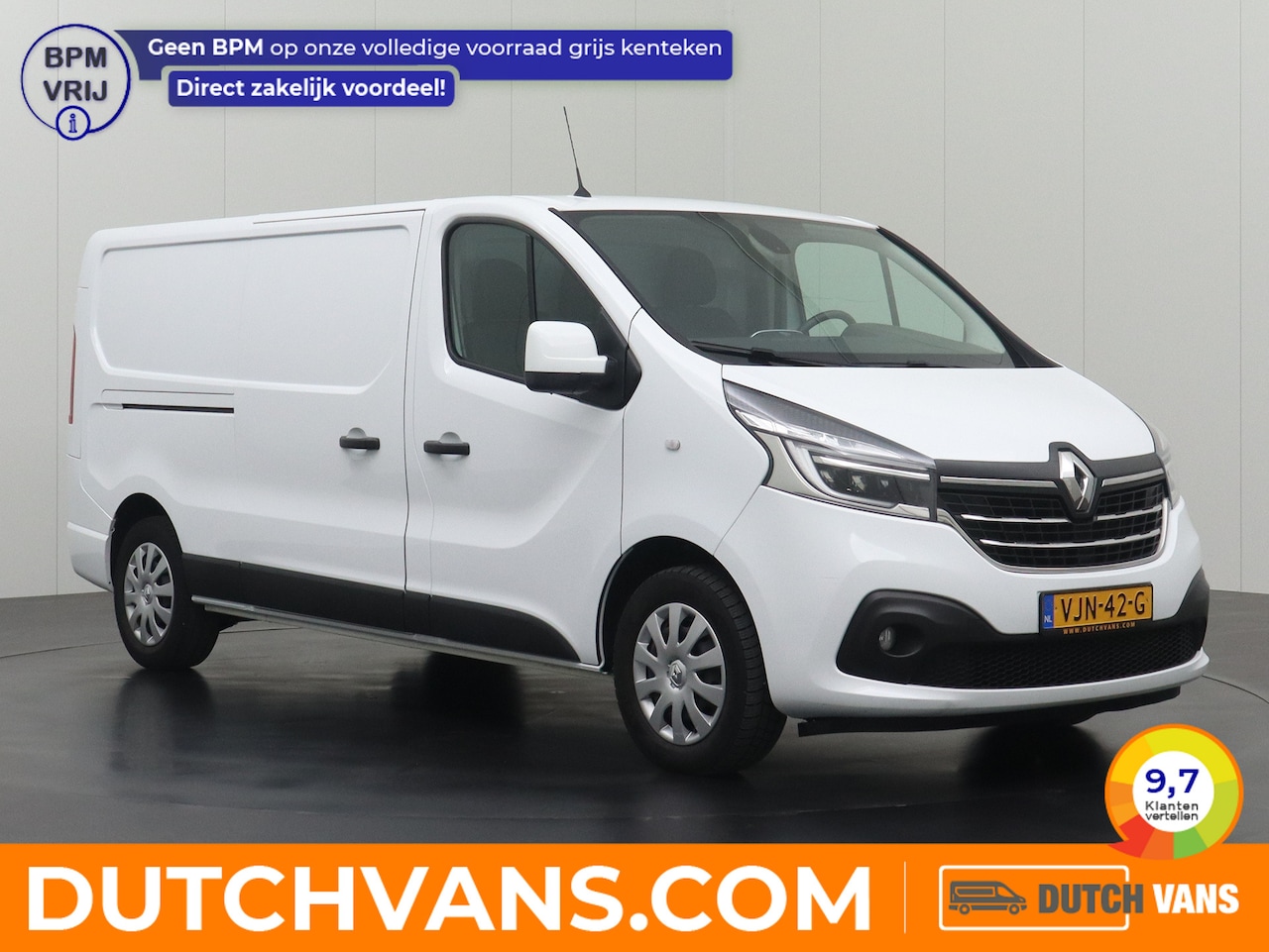 Renault Trafic - 2.0DCi 120PK Lang | Trekhaak | Navigatie | Camera | 3-Persoons | Cruise - AutoWereld.nl